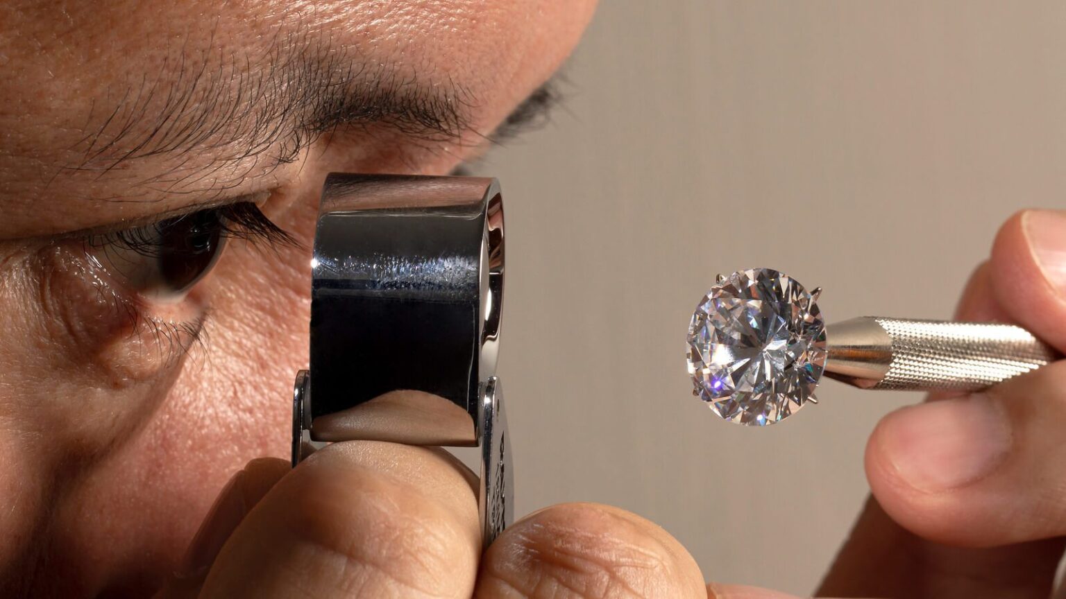 Lab grown diamonds in Cyprus - Quality Control best quality and price